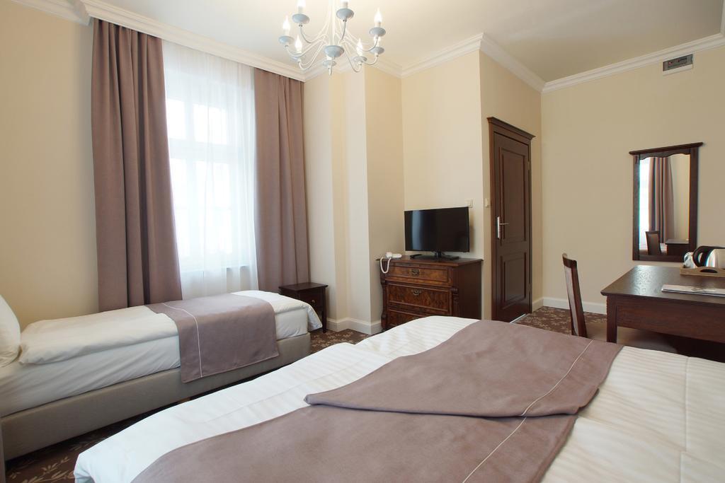 Villa La Pierre Счегом Екстериор снимка