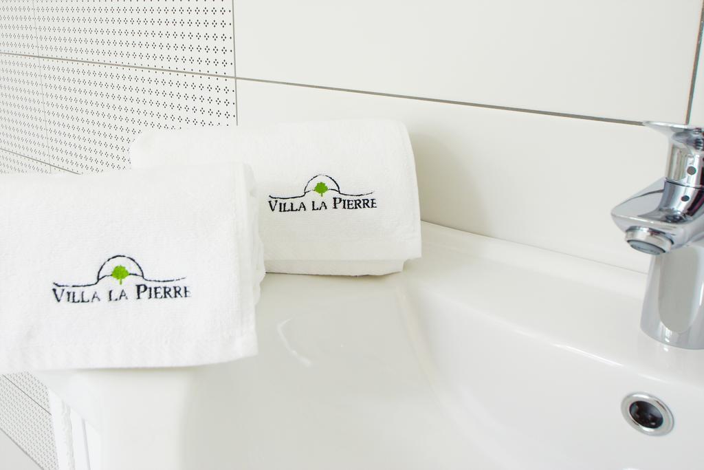 Villa La Pierre Счегом Екстериор снимка